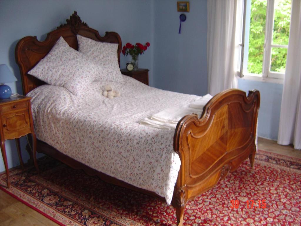 Aux Quatre Saisons Axat Bed and Breakfast Pokój zdjęcie