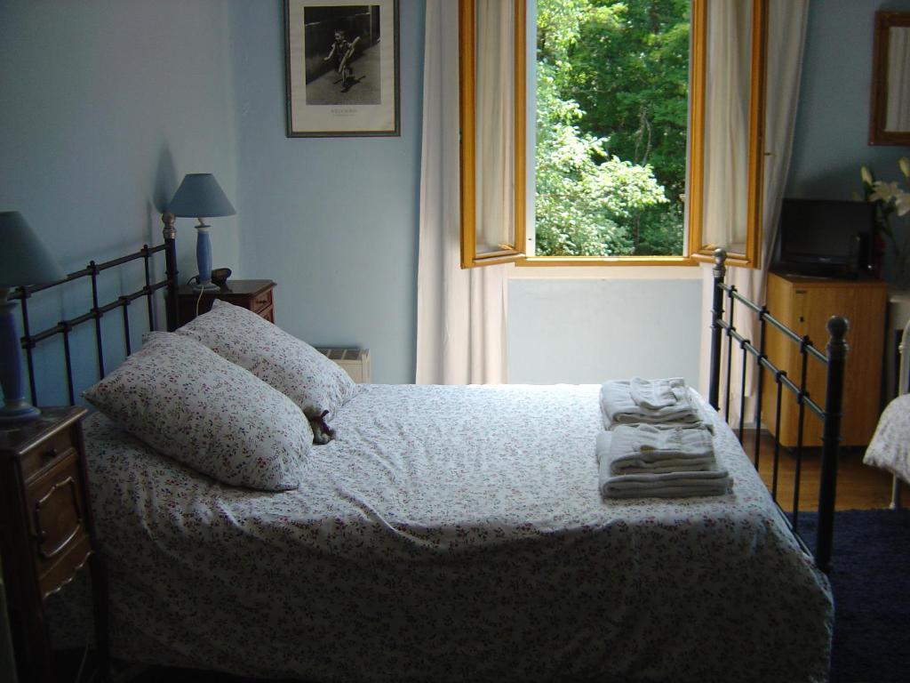 Aux Quatre Saisons Axat Bed and Breakfast Pokój zdjęcie