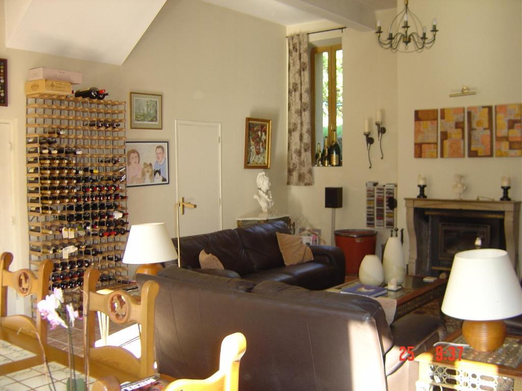 Aux Quatre Saisons Axat Bed and Breakfast Zewnętrze zdjęcie