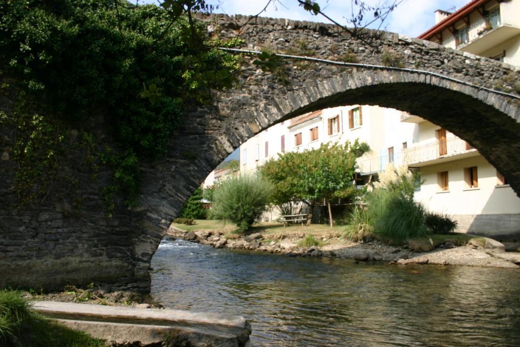 Aux Quatre Saisons Axat Bed and Breakfast Zewnętrze zdjęcie